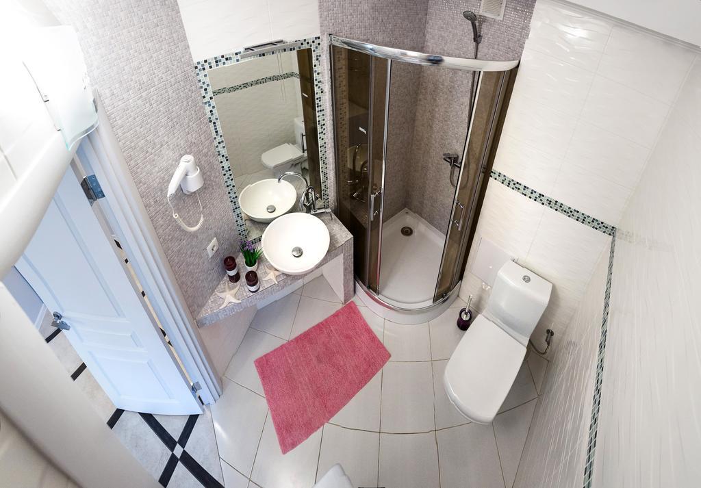 Chornovola Avenue Apartment Lviv Eksteriør bilde